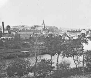 Laval : vue d'Avesnières [1891]