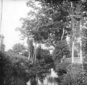 Laval, ruisseau Saint-Nicolas près de Saint-Melaine